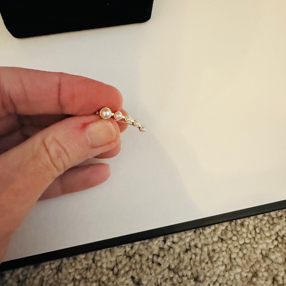 Elegant Pearl Gold Ear Climber Earring